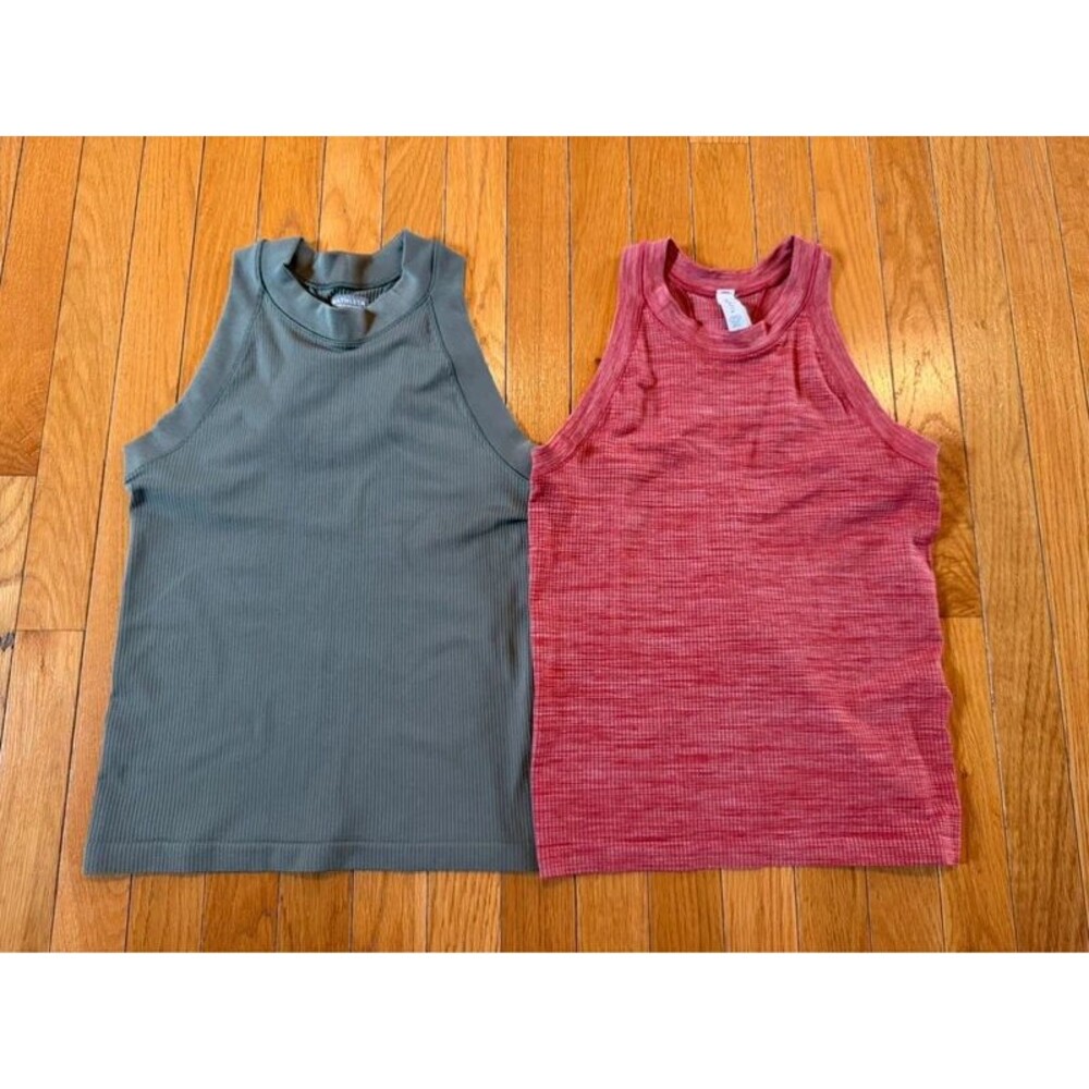 2 Athleta Sleeveless Ribbed Cropped Tank Tops Yoga Gym Small